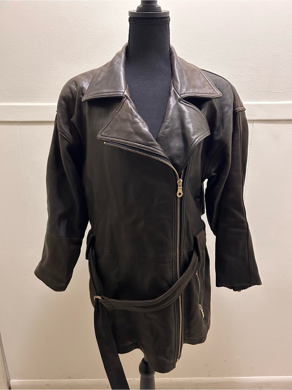 Vintage Andrew Marc 100% Leather Coat